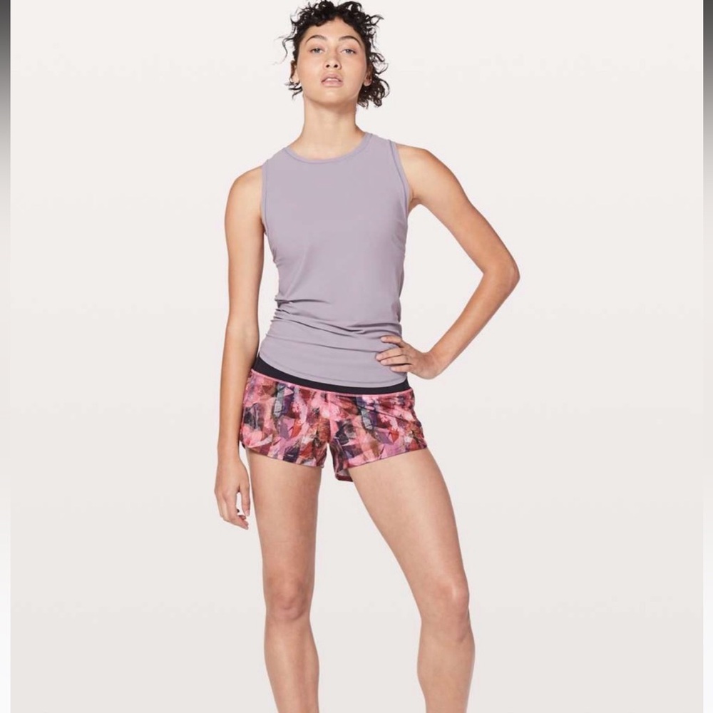 Lululemon Speed Up Shorts in Sun Dazed Multi Pink - Picture 2 of 8